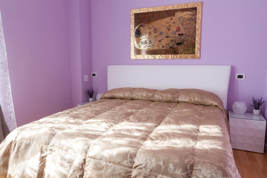 Bevilacqua Bed Roma Santa Croce Hotel Værelse billede