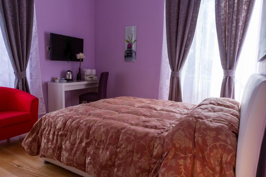Bevilacqua Bed Roma Santa Croce Hotel Værelse billede